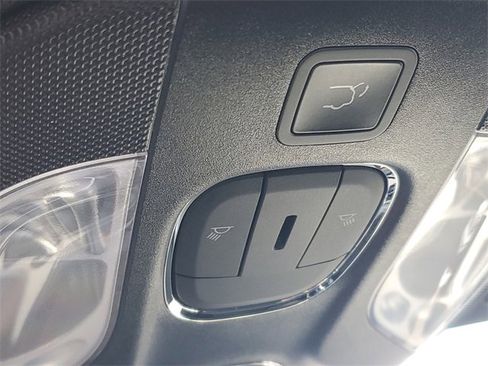 New 2026 Jeep Compass Limited w/ Sun, Sound & Navigation Group image 32