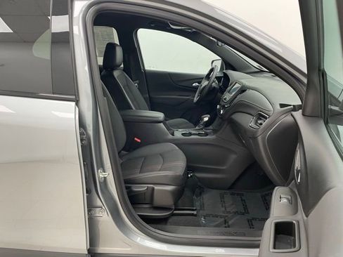 Used 2023 Chevrolet Equinox RS image 14