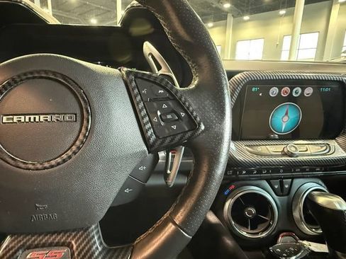 Used 2018 Chevrolet Camaro SS RWD image 23