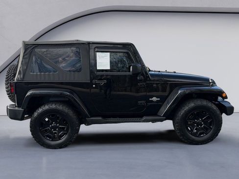 Used 2015 Jeep Wrangler Sport image 6