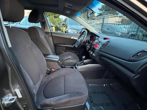 Used 2012 Kia Forte SX image 13