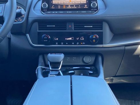 New 2026 Nissan Rogue SV image 24