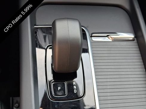 Certified 2024 Volvo XC60 T8 Core w/ Climate Package AWD/4WD image 18