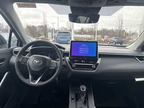 New 2026 Toyota Corolla Cross XLE image 8