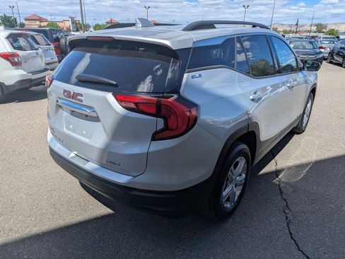 Used 2019 GMC Terrain SLE w/ Driver Convenience Package AWD/4WD image 5