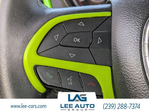 Used 2015 Dodge Challenger R/T w/ Quick Order Package 22B R/T image 18