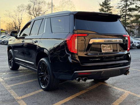 Used 2021 GMC Yukon Denali w/ Denali Premium Package image 8