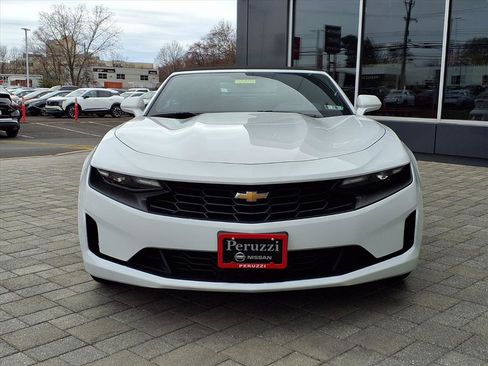 Used 2023 Chevrolet Camaro LT image 9