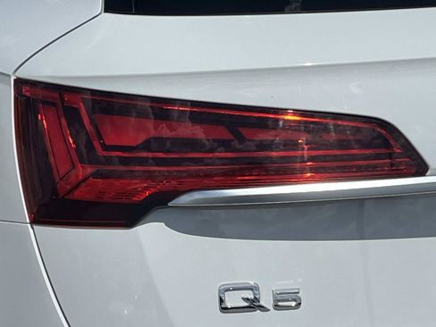 Used 2023 Audi Q5 2.0T Premium AWD/4WD image 9