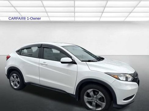 Used 2016 Honda HR-V LX image 1