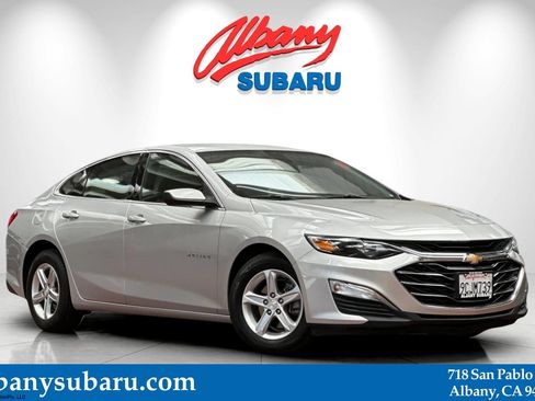 Used 2022 Chevrolet Malibu LS w/ Driver Confidence Package II FWD image 1