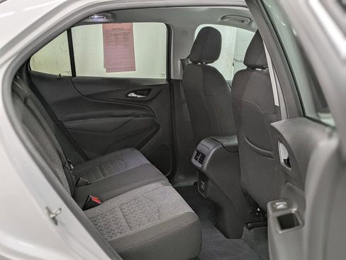 Used 2024 Chevrolet Equinox LT AWD/4WD image 22