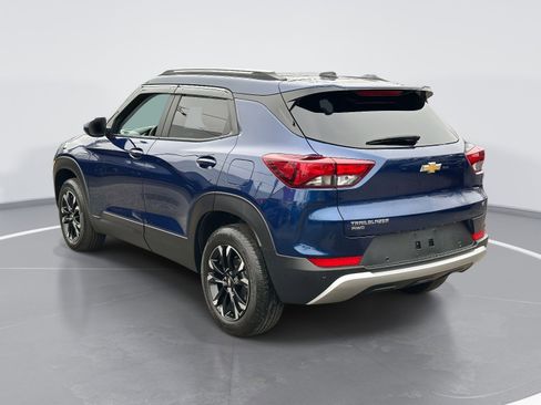 Certified 2022 Chevrolet TrailBlazer LT w/ Driver Confidence Package image 9