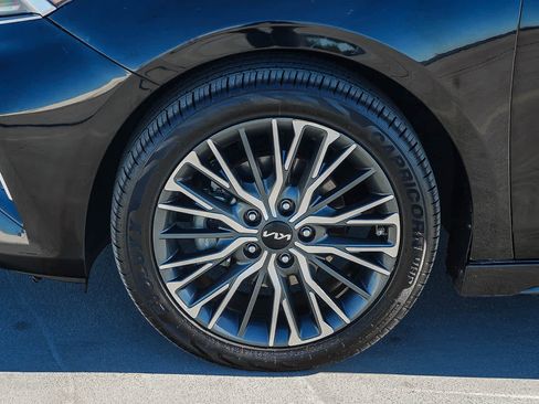 Used 2022 Kia Forte GT-Line image 11