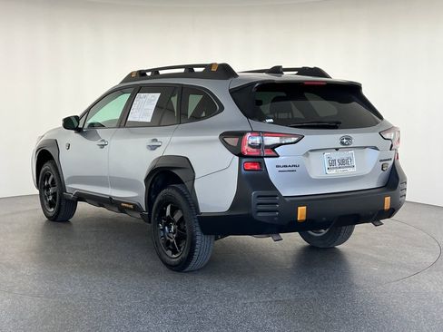 Used 2022 Subaru Outback Wilderness image 6