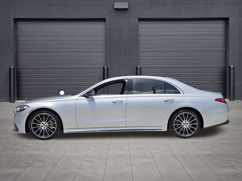 Used 2021 Mercedes-Benz S 580 4MATIC Sedan image 2