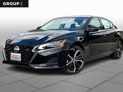 New 2025 Nissan Altima 2.5 SR