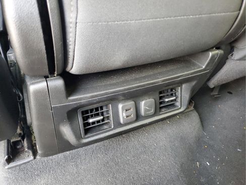 Used 2021 GMC Sierra 1500 Elevation AWD/4WD image 11