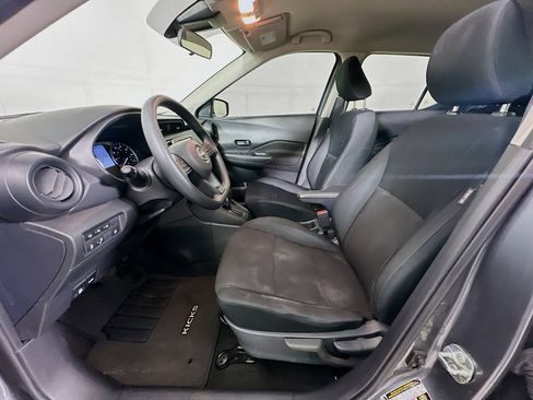 Used 2024 Nissan Kicks S FWD image 13