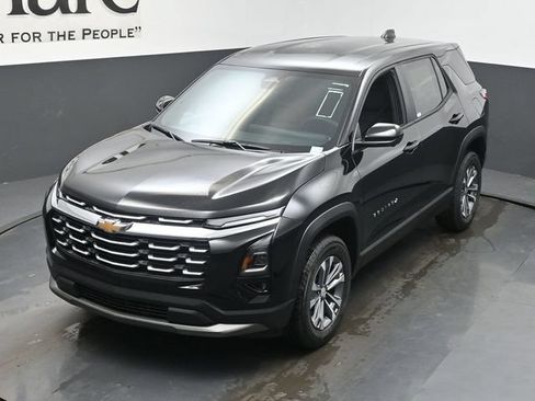 New 2026 Chevrolet Equinox LT w/ Convenience Package II FWD image 23
