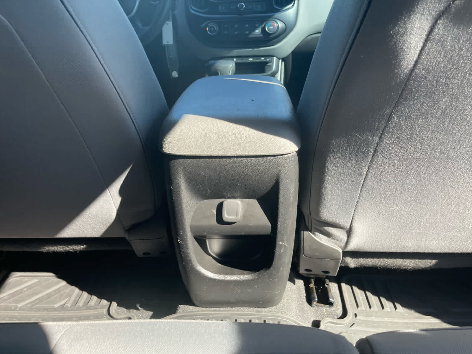 Used 2019 Chevrolet Colorado W/T w/ Custom Special Edition RWD image 25