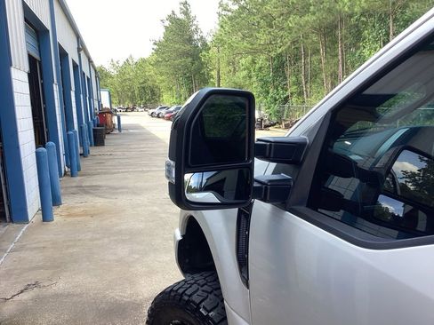 Used 2019 Ford F250 Lariat w/ Lariat Ultimate Package AWD/4WD image 22
