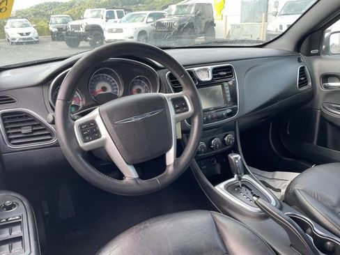 Used 2014 Chrysler 200 Limited w/ Sun/Sound Group image 13