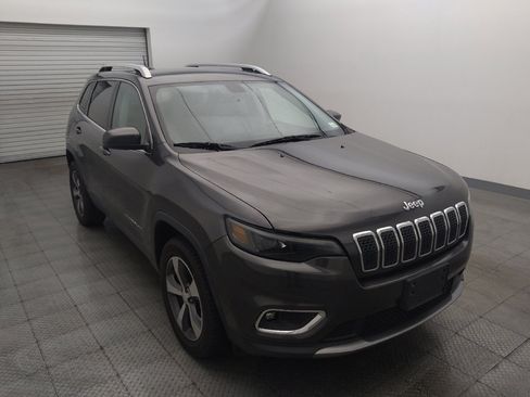 Used 2019 Jeep Cherokee Limited AWD/4WD image 13