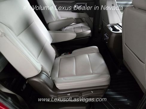 Used 2022 Chevrolet Tahoe Z71 w/ Luxury Package AWD/4WD image 20