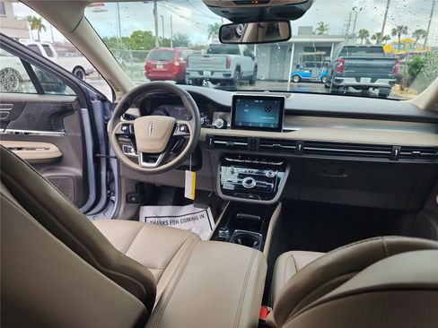 Used 2022 Lincoln Corsair FWD image 22