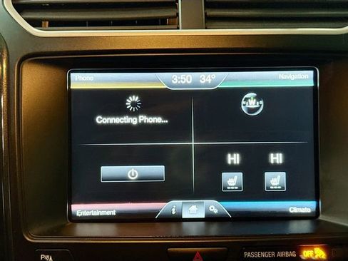 Used 2016 Ford Explorer XLT w/ Equipment Group 202A image 16