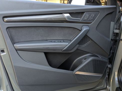 Used 2023 Audi SQ5 Premium Plus w/ Premium Plus Package image 16