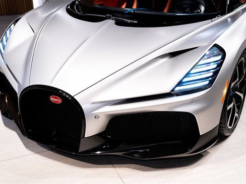 Used 2025 Bugatti Mistral AWD/4WD image 7