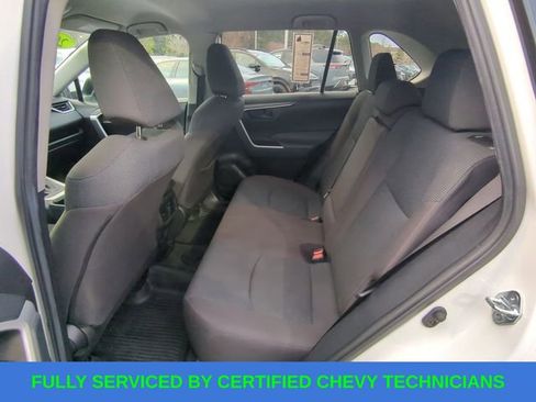 Used 2022 Toyota RAV4 LE image 39