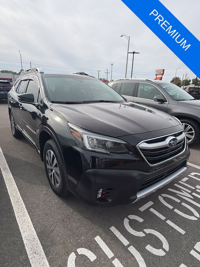 Used 2022 Subaru Outback Premium AWD/4WD image 1