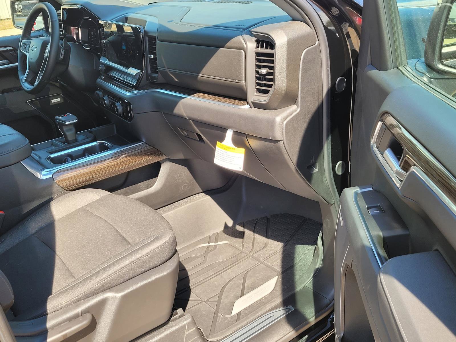 New 2026 Chevrolet Silverado 1500 RST w/ Dark Appearance Package RWD image 6
