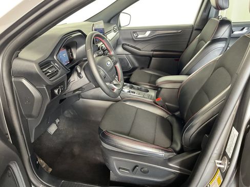Used 2025 Ford Escape ST-Line AWD/4WD image 17