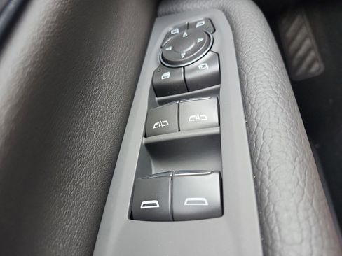 New 2026 GMC Yukon XL Denali w/ Sun & Power Step Package image 17