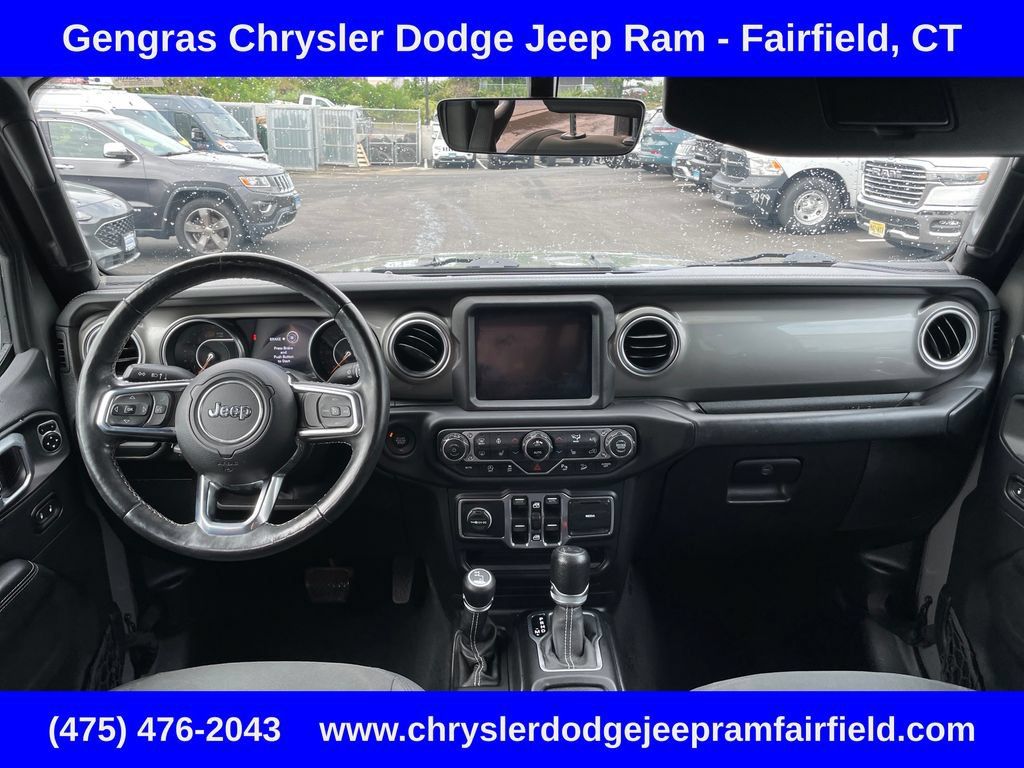 Used 2018 Jeep Wrangler Unlimited Sahara AWD/4WD image 52