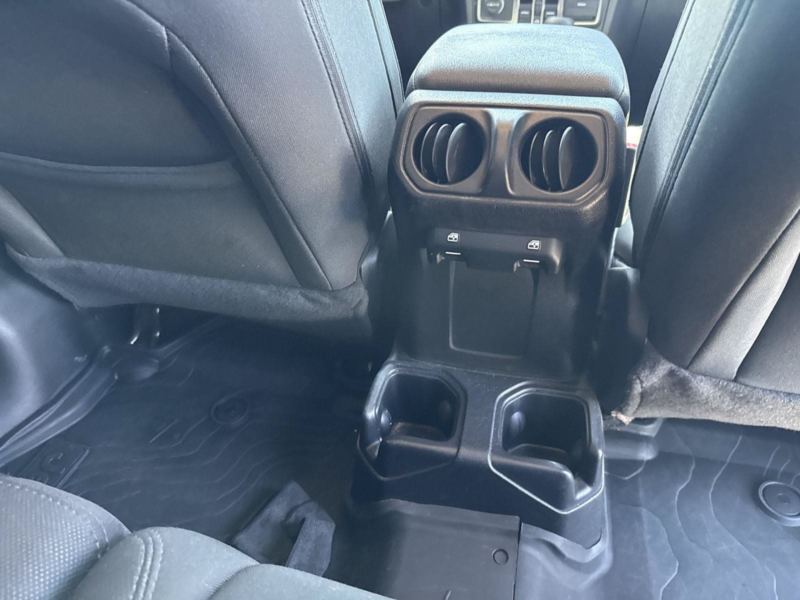 Used 2020 Jeep Wrangler Unlimited Sport S AWD/4WD image 22