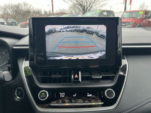 Used 2023 Toyota Corolla SE image 18