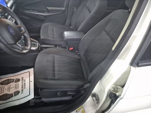 Used 2021 Ford EcoSport SE FWD image 12