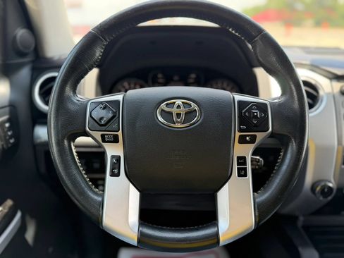 Used 2018 Toyota Tundra Platinum AWD/4WD image 30