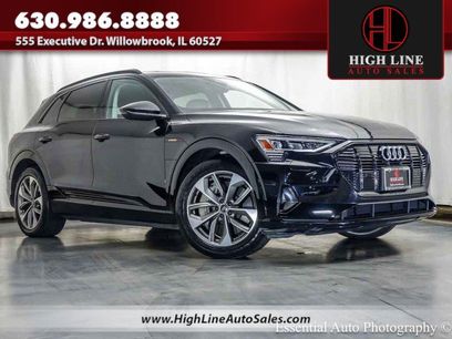 Used 2021 Audi e-tron Premium w/ Black Optic Package