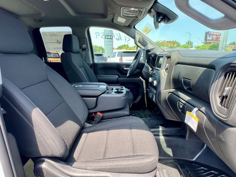 New 2025 GMC Sierra 2500 Pro w/ Convenience Package image 30