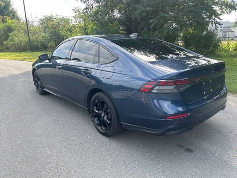 Used 2025 Honda Accord SE image 3