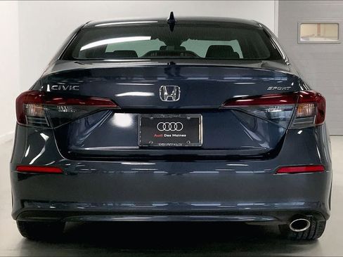 Used 2025 Honda Civic Sport image 5