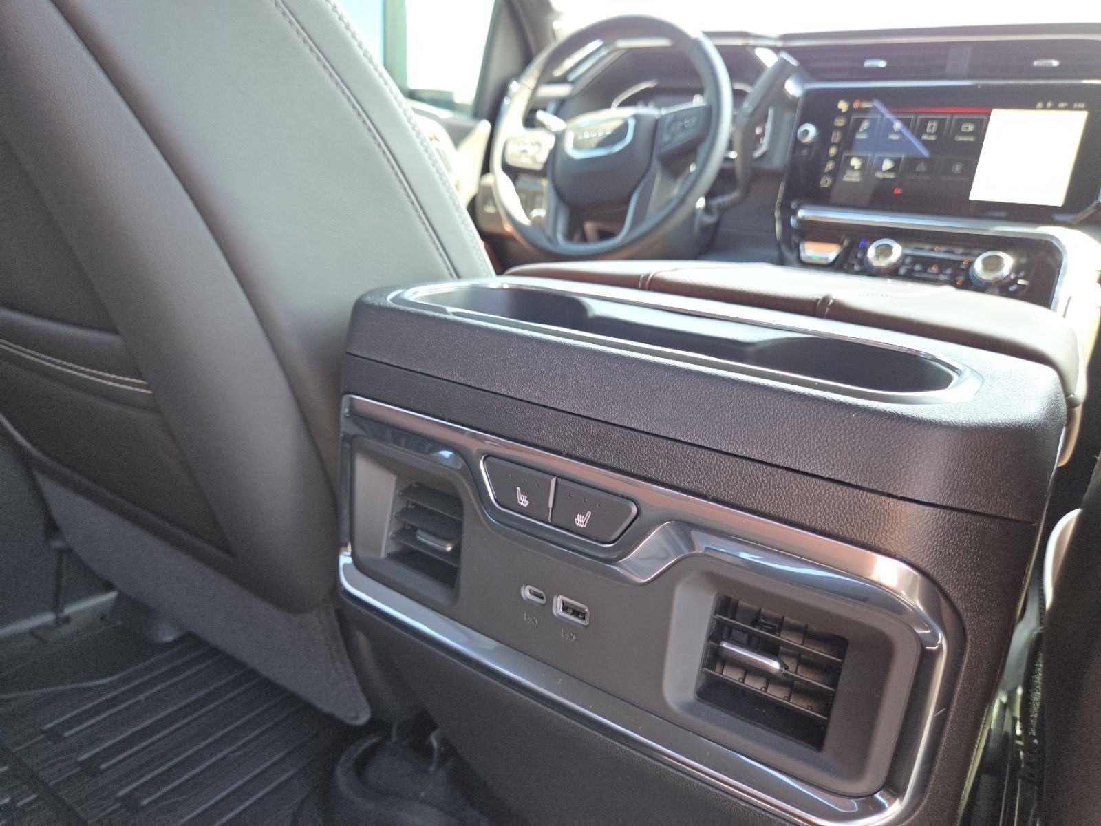 New 2026 GMC Sierra 2500 Denali Ultimate AWD/4WD image 27