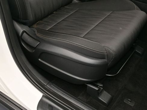 Used 2020 Kia Sportage LX image 37