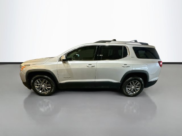 Used 2017 GMC Acadia SLT AWD/4WD image 4